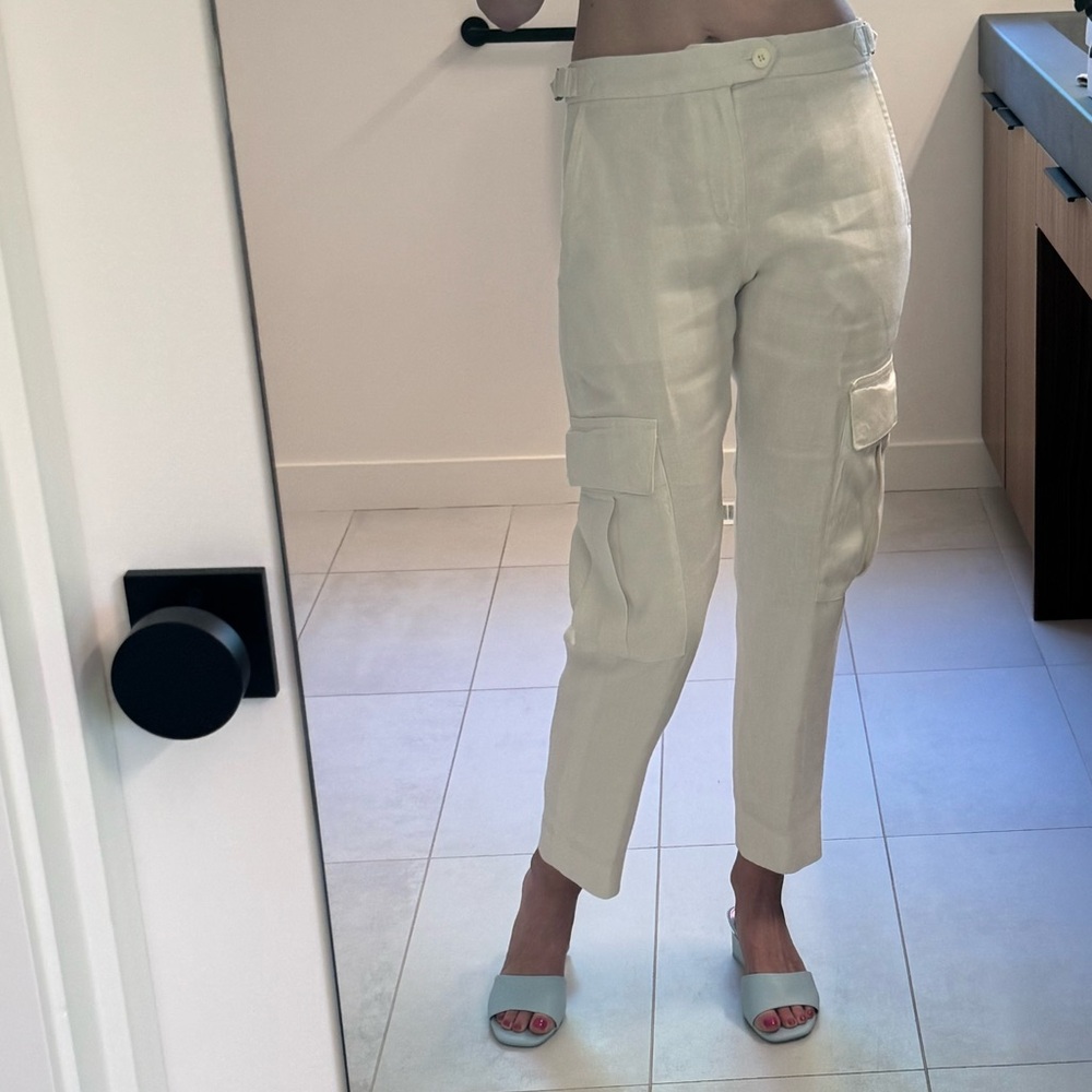 Banana Republic white linen cropped, cargo pants, size 2